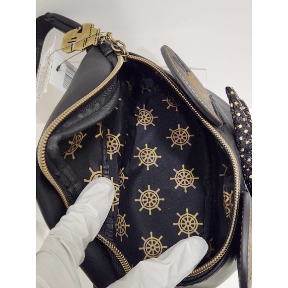 Disney Minnie Main Attraction Pirates Of The Caribbean Loungefly Fanny Pack Bag - Picture 7 of 12